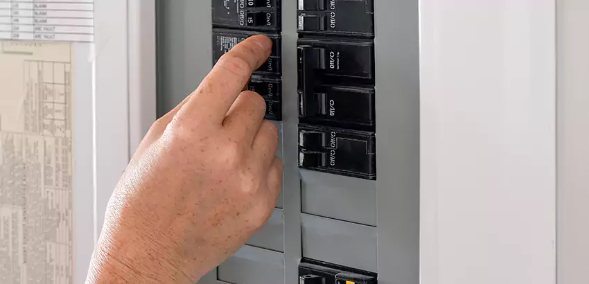 Meter-Mounted Transfer Switch Installation in Alabaster